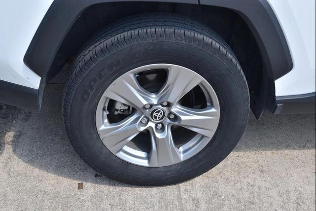 Photo of 2024 Ice Cap Toyota RAV4