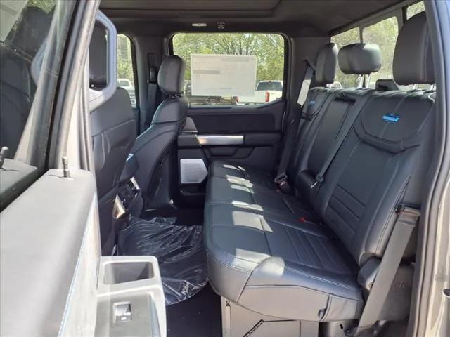 Photo of 2025 Carbonized Gray Metallic Ford F-250