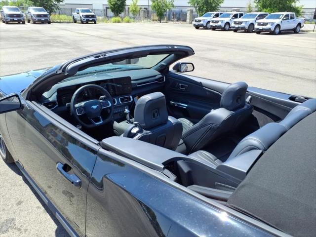 Photo of 2025 Shadow Black Ford Mustang