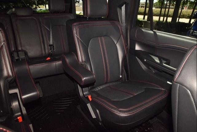 Photo of 2024 Agate Black Ford Expedition Max