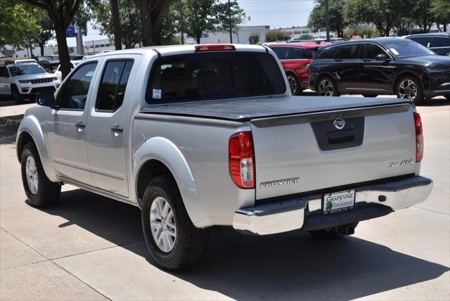 Photo of 2018 Brilliant Silver Nissan Frontier