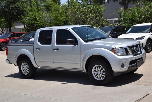 Photo of 2018 Brilliant Silver Nissan Frontier