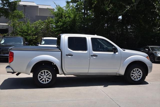 Photo of 2018 Brilliant Silver Nissan Frontier