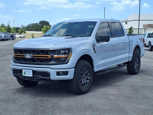 Photo of 2025 Space White Metallic Ford F-150