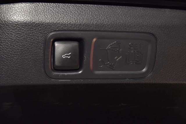Photo of 2022 Infinite Black Lincoln Navigator