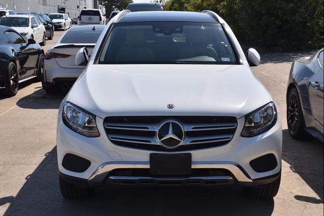 Photo of 2019 Polar White Mercedes-Benz GLC 300