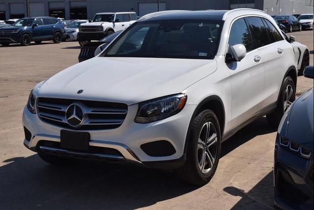 Photo of 2019 Polar White Mercedes-Benz GLC 300