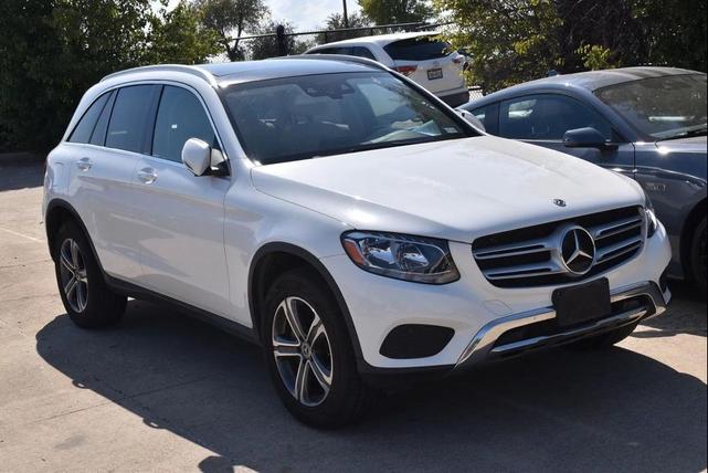 Photo of 2019 Polar White Mercedes-Benz GLC 300