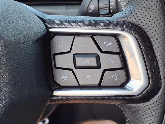 Photo of 2025 Oxford White Ford Mustang