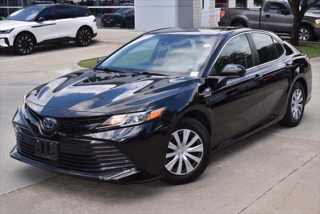 Photo of 2020 Midnight Black Toyota Camry