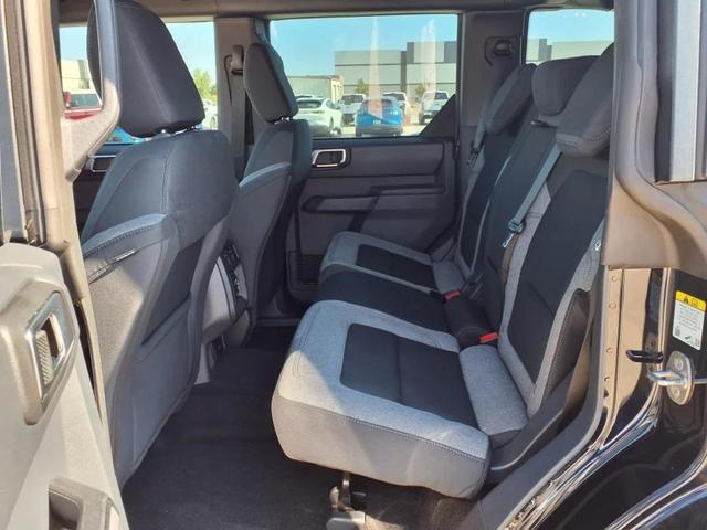 Photo of 2025 Shadow Black Ford Bronco