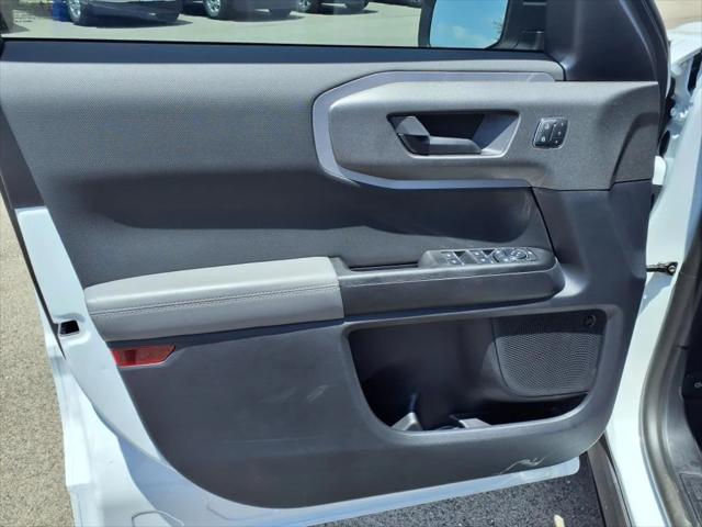 Photo of 2025 Oxford White Ford Bronco Sport