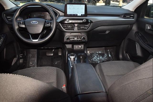 Photo of 2023 Agate Black Metallic Ford Escape