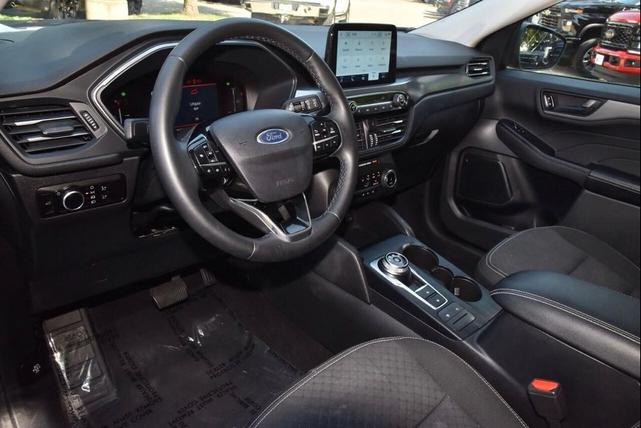 Photo of 2023 Agate Black Metallic Ford Escape