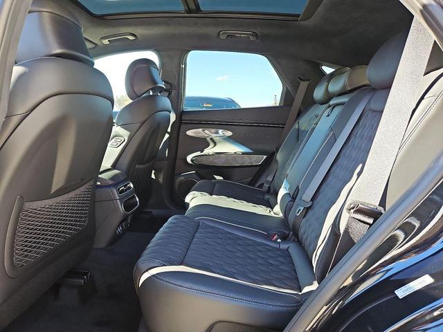 Photo of 2025 Vik Black Genesis GV70