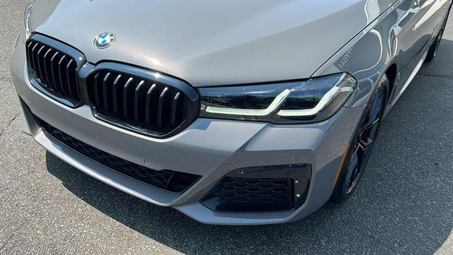 Photo of 2022 Bernina Gray Amber Effect Metallic BMW 530