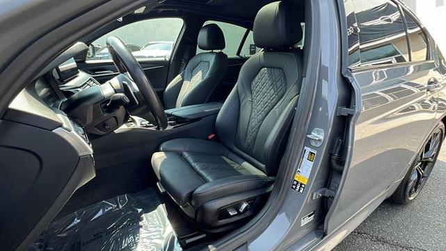 Photo of 2022 Bernina Gray Amber Effect Metallic BMW 530