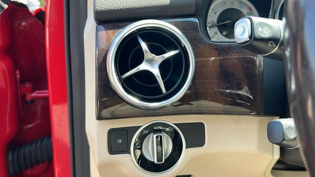 Photo of 2015 Red Mercedes-Benz GLK-Class