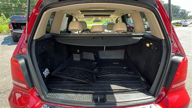 Photo of 2015 Red Mercedes-Benz GLK-Class