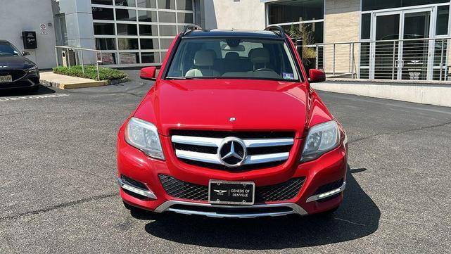 Photo of 2015 Red Mercedes-Benz GLK-Class