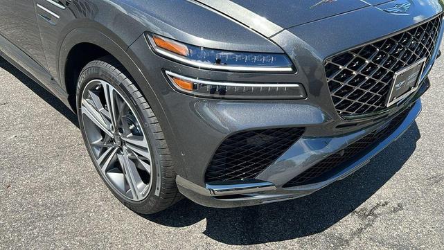 Photo of 2025 Makalu Gray Genesis GV80 Coupe
