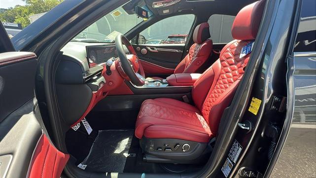 Photo of 2025 Makalu Gray Genesis GV80 Coupe