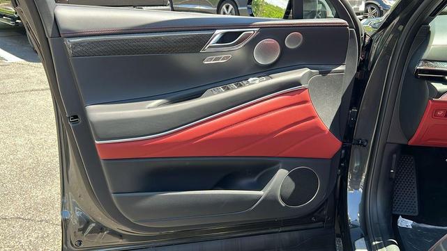 Photo of 2025 Makalu Gray Genesis GV80 Coupe