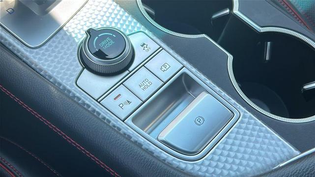 Photo of 2022 Savile Silver Genesis G70