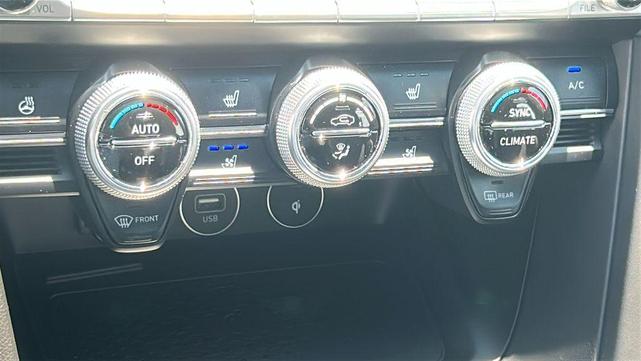 Photo of 2022 Savile Silver Genesis G70
