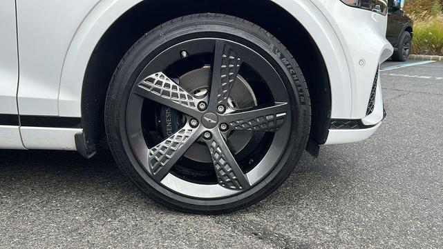 Photo of 2023 Alta White Genesis GV70