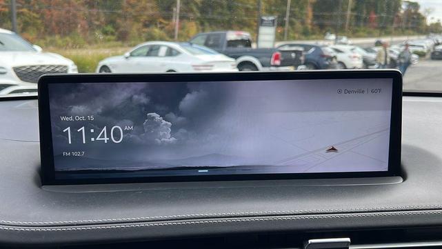 Photo of 2023 Alta White Genesis GV70