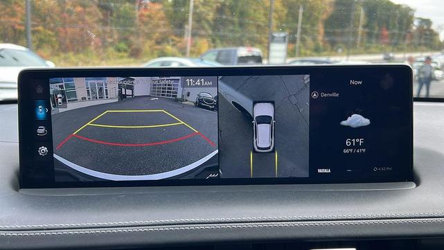 Photo of 2023 Alta White Genesis GV70