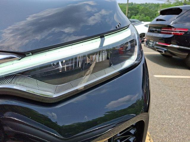 Photo of 2022 Mineral Black INFINITI QX60