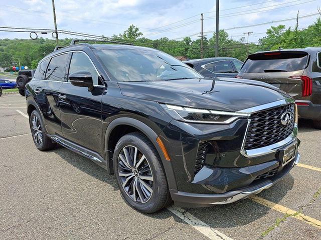 Photo of 2022 Mineral Black INFINITI QX60