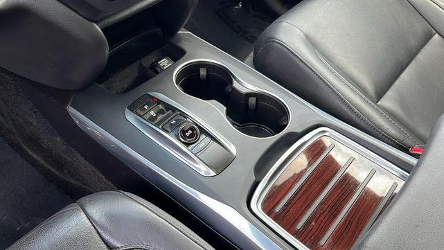 Photo of 2016 Black Acura MDX