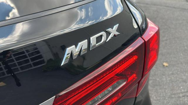 Photo of 2016 Black Acura MDX
