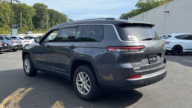 Photo of 2022 Metallic Jeep Grand Cherokee L