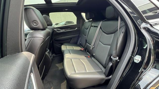 Photo of 2022 Stellar Black Metallic Cadillac XT5