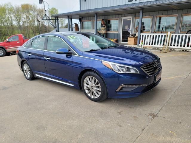 Photo of 2015 Lakeside Blue Hyundai SONATA