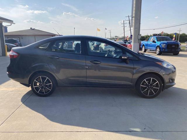 Photo of 2017 Magnetic Metallic Ford Fiesta