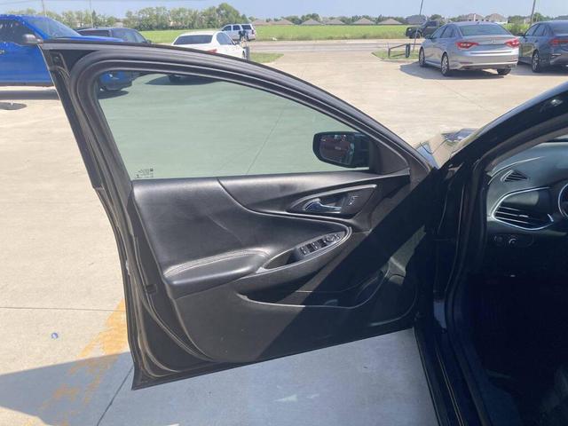 Photo of 2017 Mosaic Black Metallic Chevrolet Malibu