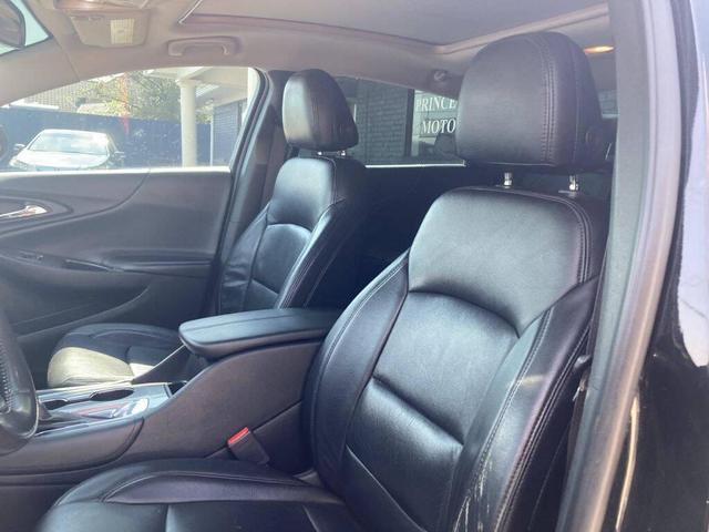 Photo of 2017 Mosaic Black Metallic Chevrolet Malibu