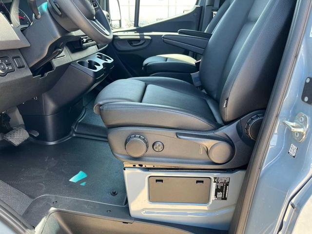 Photo of 2024 Blue Grey Mercedes-Benz Sprinter 2500