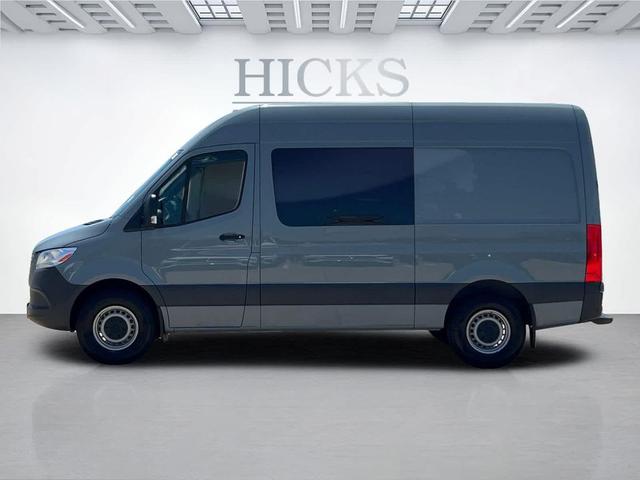 Photo of 2024 Blue Grey Mercedes-Benz Sprinter 2500