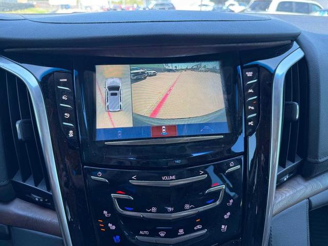 Photo of 2019 Manhattan Noir Metallic Cadillac Escalade