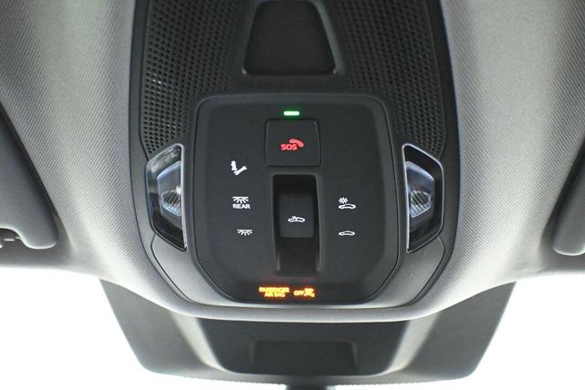 Photo of 2025 Tambora Gray Metallic Audi Q5