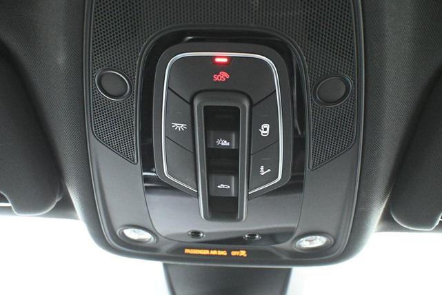 Photo of 2025 Samurai Gray Metallic Audi Q7
