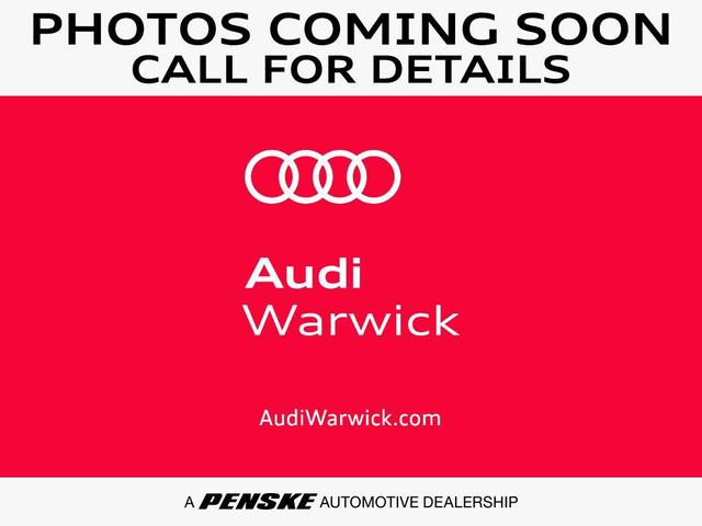 Photo of 2019 Moonlight Blue Metallic Audi Q5