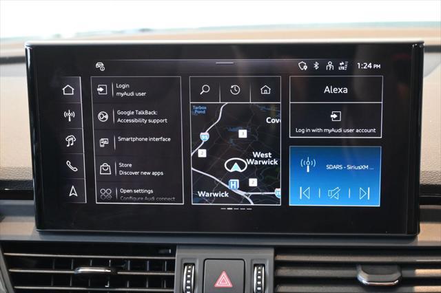 Photo of 2025 Glacier White Audi Q5