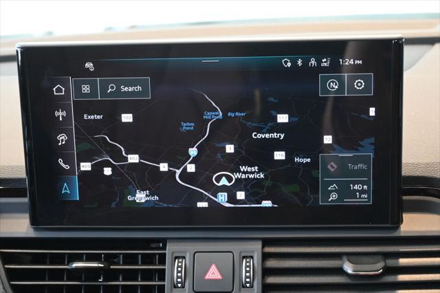 Photo of 2025 Glacier White Audi Q5